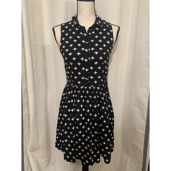 DIVIDED H&M Black Cross Print Dress - Picture 1 of 9